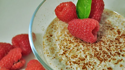Quinoa pudink bez lepku a bez mléka