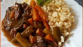 Sladkokyselé osso buco s kouřovým aroma