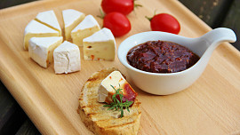 Sladkokyselý rajčatový chilli džem