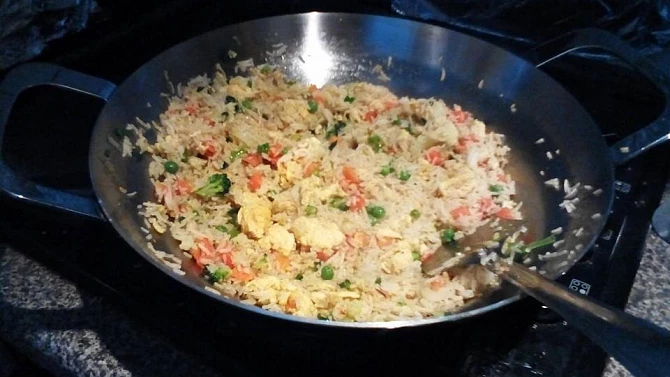 Čínská smažená rýže na curry - videoškola