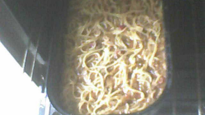 Špagety a lá Iveta, Omlouvám se za kvalitu, foceno  webkamerou
