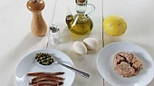 Telecí s tuňákovou omáčkou - Vitello tonnato, suroviny omáčka