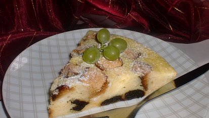 Tvarožník s perníkem a sušenými švestkami