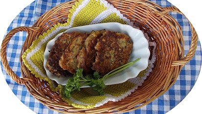 Žampionovo-cuketové lívanečky s nivou