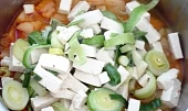 Zeleninová polévka s tofu