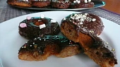 Bezlepkové jablečné donuty
