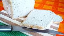 Chléb  z domácí pekárny - vlastní recept