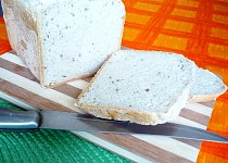 Chléb  z domácí pekárny - vlastní recept