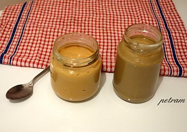 Domácí ořechová a semínková másla