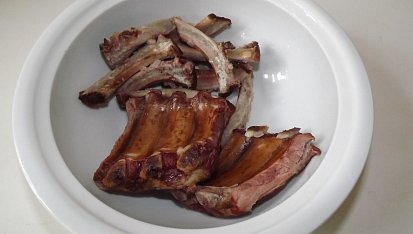 Hrášková polévka z uzených žebírek