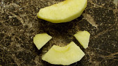 Kořeněné jablečné mušličky, Velikost jablka upravíme dle velikosti kolečka