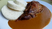Králík se švestkovo-zeleninovou omáčkou, Králík se švestkovo-zeleninovou omáčkou