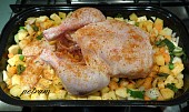 Kuře pečené na zelenině s hořčičnou moukou