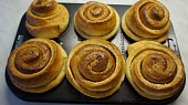 Kynuté Františky se skořicí, po upečení 220°C 14 min prostř. rošt