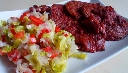 Placičky z cukety a červené řepy