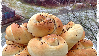 Babiččiny "startovací" žemličky (jinak housky), žemličky