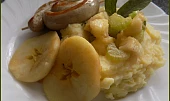 Bramborovo-celerové pyré s jablky a šalvějí