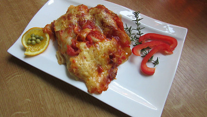 Cannelloni s mletým masem zapečené se sýrem