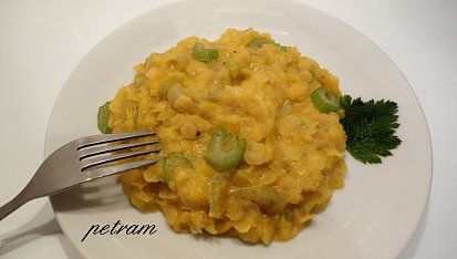 Červená čočka s dýní a řapíkatým celerem