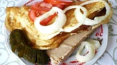 Chléb s omeletou (vaječný řízek)