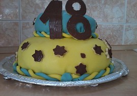 Dvoupatrový dort 18