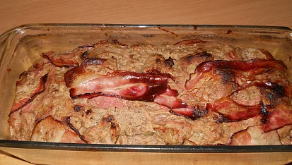 Králičí paštika s brusinkami