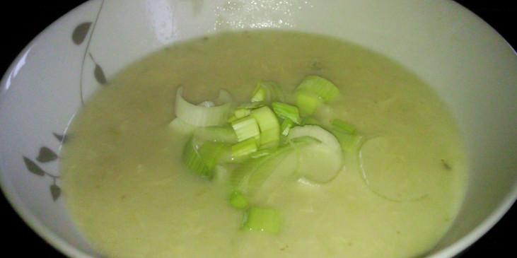 Krémová pórková polévka s kuskusem