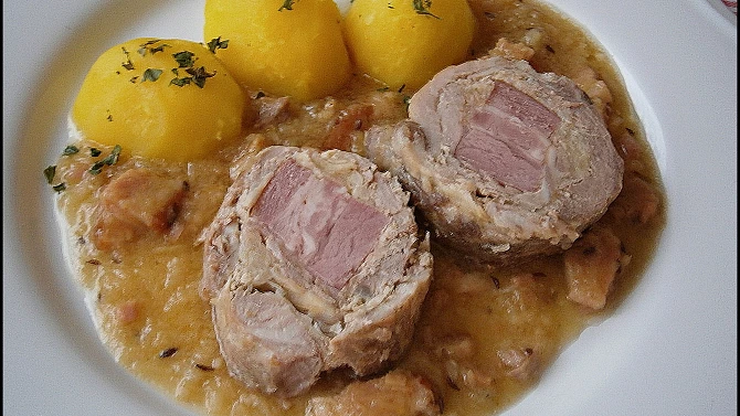 Krkovice s celerem, připravená v papiňáku, Krkovice s celerem ,připravená v papiňáku