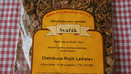 Krkovice ve svařáčku,s podušenou cibulí