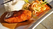Losos v teriyaki marinádě