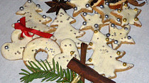 Mandlová vánoční kolečka a hvězdičky na stromeček