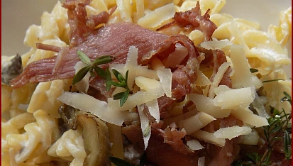Těstoviny s restovanou hlívou ústřičnou