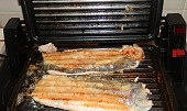 Pstruh lososovitý na grilu (Grilujeme 8 - 10 minut)