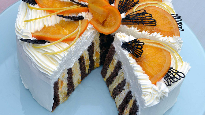 Rolovaný pomerančový dort, Tento rolovaný dort je plný vitamínů: Pmeranče najdete uvnitř i na povrchu