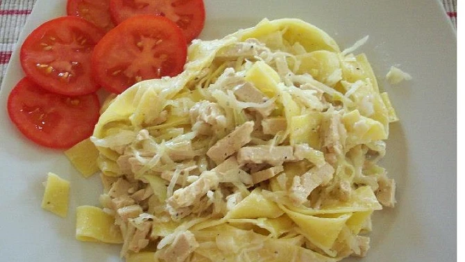Těstoviny se zelím a se šmakounem