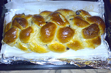 snad to nebude vadit,že přidávám foto vánočky ze 6-ti pramenů,recept mám jiný...