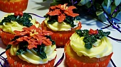 Vánoční hvězda a cesmína - muffiny