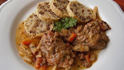 Vepřová plec v cibuli, s celerem a mrkví, Vepřová plec v cibuli, s celerem a mrkví