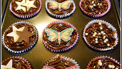 Anglické dortíky cupcakes, čokoládové, Cupcakes