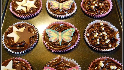 Anglické dortíky cupcakes, čokoládové, Cupcakes