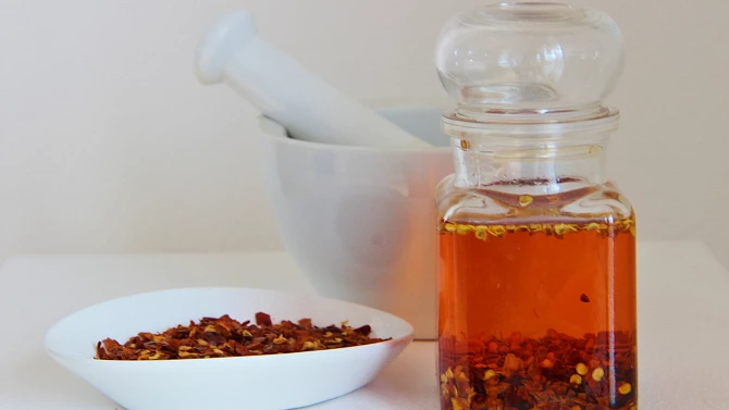 Červený chilli olej