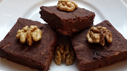 Cuketové brownies s kaštanovou moukou bez lepku, mléka a vajec