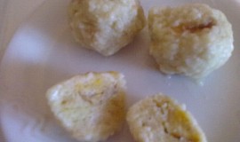 Housko – bramborové knedlíky paní hajné ze „Šlajfu“