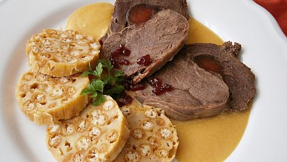 Hrnkové knedlíky 3-krát jinak, Se"smaženým hráškem"