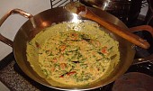 Indická kuchyně - jihoindické thakkali payaru curry (černooké fazolky) český videorecept