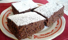 Kakaový koláč s kysaným zelím