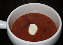 Ostrá indická polévka