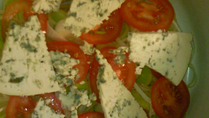 Polenta zapečená se zeleninou a nivou