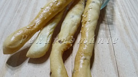 Slaninové křupavé tyčky