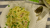 Tagliatelle v jemnej omáčke s hráškom
